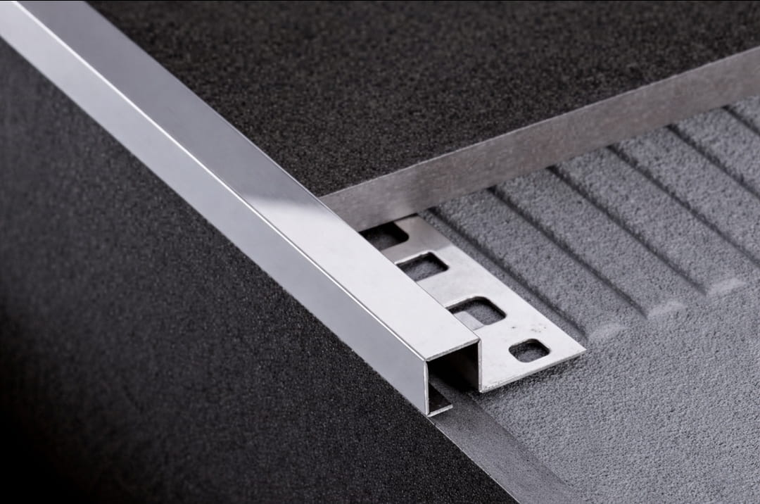 SBP 110 – Stainless Steel Edge Profile